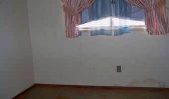 907 NW 10th St, Andrews, TX 79714