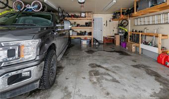 9044 Snow Water Dr, Billings, MT 59101