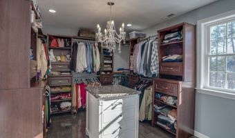 46 West St, Berlin, MA 01503