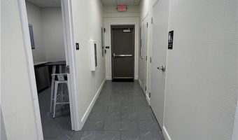 1110 SE 28th St, Bentonville, AR 72712