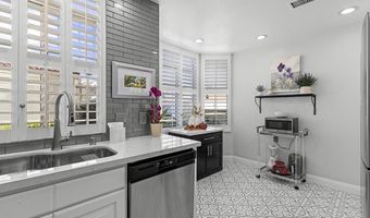 3335 Genoa Way 111, Oceanside, CA 92056