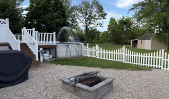 14 Hebron Rd, Bolton, CT 06043