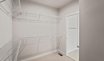 20364 NEWFOUNDLAND Sq, Ashburn, VA 20147