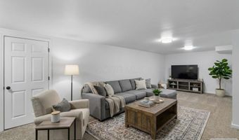 12 Mcguffey Ln, Athens, OH 45701