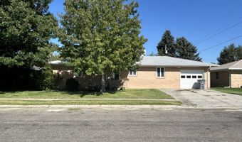 136 N. Park St, Ainsworth, NE 69210