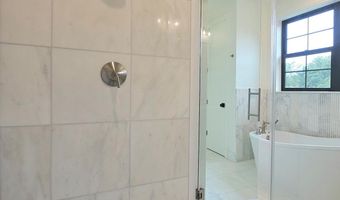 5804 RIDGEFIELD Rd, Bethesda, MD 20816