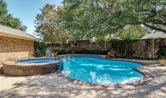 4019 Bobbin Ln, Addison, TX 75001