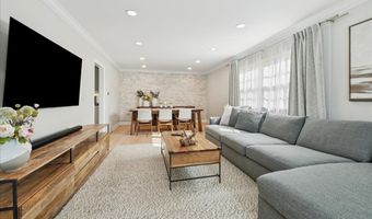 116 E Orchard St, Arlington Heights, IL 60005