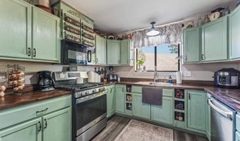2 Marina Dr, Dayton, NV 89403