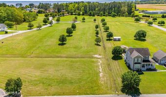193 Southern Way, Arapahoe, NC 28510