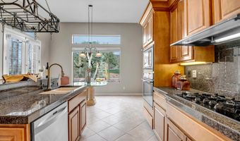 2412 W HAZELHURST Ct, Anthem, AZ 85086