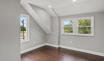 58 W Highland Ave, Atlantic Highlands, NJ 07716