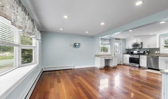 49 Baldwin Rd, Billerica, MA 01821