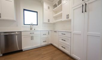 3874 Chapel Hill Ct, Bargersville, IN 46106