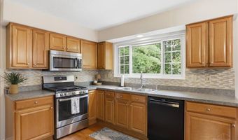 953 Watch Creek Dr, Anderson Twp., OH 45230