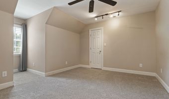 108 SADDLE LAKE Dr, Alabaster, AL 35007