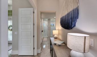 706 Manns Harbor Dr, Apollo Beach, FL 33572