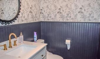 208 SW 3rd St, Antlers, OK 74523