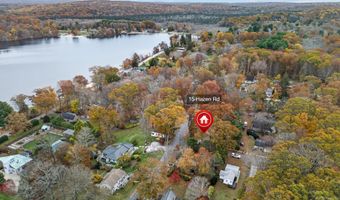 15 Hazen St, Chester, CT 06412