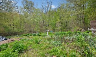 20 Oak Hill Dr, Exeter, RI 02822