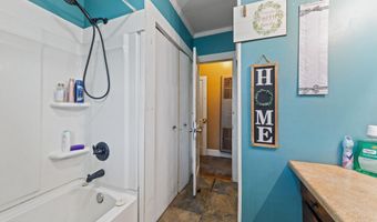 408 Loraine St, Abbeville, LA 70510
