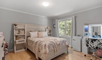 89 School House Ln, Boxborough, MA 01719
