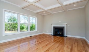 24 Cassidy Trl, Coventry, RI 02816