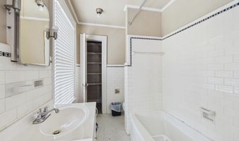 520 Harrison St, Batesville, AR 72501