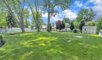 65 Autumnview Rd, Amherst, NY 14221