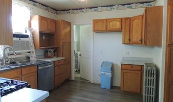 401 S Third St, Altamont, IL 62411