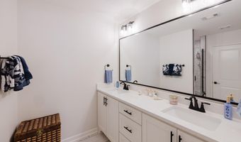 5011 Del Rey Ct, Benton, AR 72019