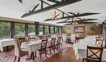 157 Main St, Belgrade, ME 04918
