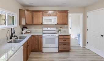 1836 Park Ave, Alton, IL 62002