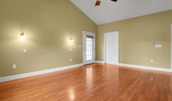 3040 Clifford Ave, Ashville, OH 43103