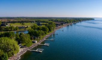 196 W Lake Dr, Arlington, SD 57212