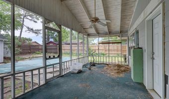 1643 Washington Ave, Baxter Springs, KS 66713