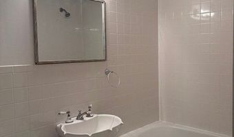 180 Jenkins Rd 180, Andover, MA 01810