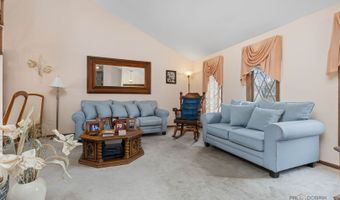 1124 N Anvil Ct, Addison, IL 60101