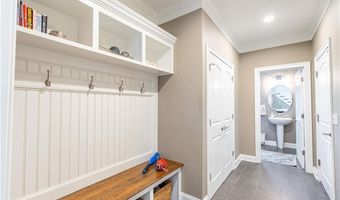 59 Camden Ln, Cranston, RI 02921