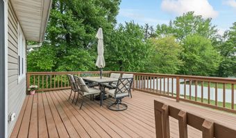 203 Tanglewood Ct, Middletown, NJ 07748