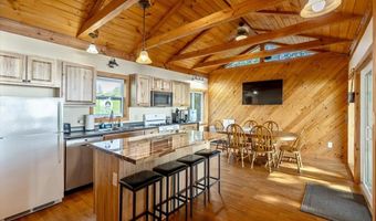39 Bourdeau Ln N, Alburgh, VT 05440