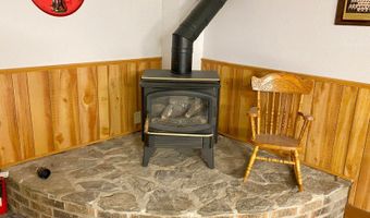 205 5th Ave NW, Bowman, ND 58623