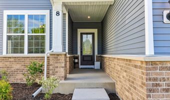 8 Liam Ct, Algonquin, IL 60102