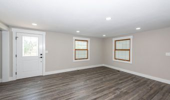 957 W Hunt Rd, Alcoa, TN 37701