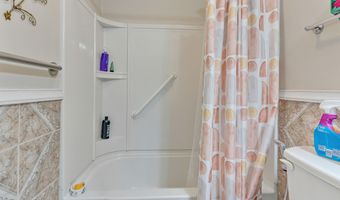 1401 Greenwood Rd, Baker, FL 32531