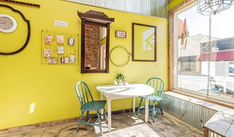316 318 Broadway St, Abilene, KS 67410