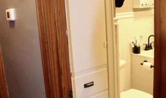 905 Pine St, Atlantic, IA 50022