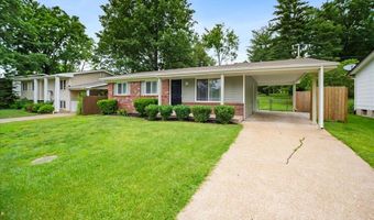 113 Roland Ave, Ballwin, MO 63021