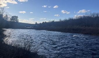 157 Main Rd, Abbot, ME 04406