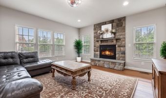 25792 RACING SUN Dr, Aldie, VA 20105
